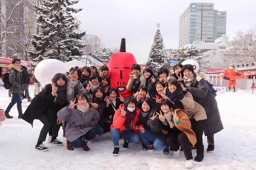 阿部詩さんのインスタグラム写真 - (阿部詩Instagram)「2019.2.1〜2.6 北海道に修学旅行で行って来ました☺️ とってもいい時間を過ごせた☀️ みんなありがとう！！ #雪まつり #札幌観光 #あさひやま動物園  #小樽観光 #カーリング #スノーモービル  #夙川学院 #グローバルアスリートコース」2月7日 11時29分 - abe_uta