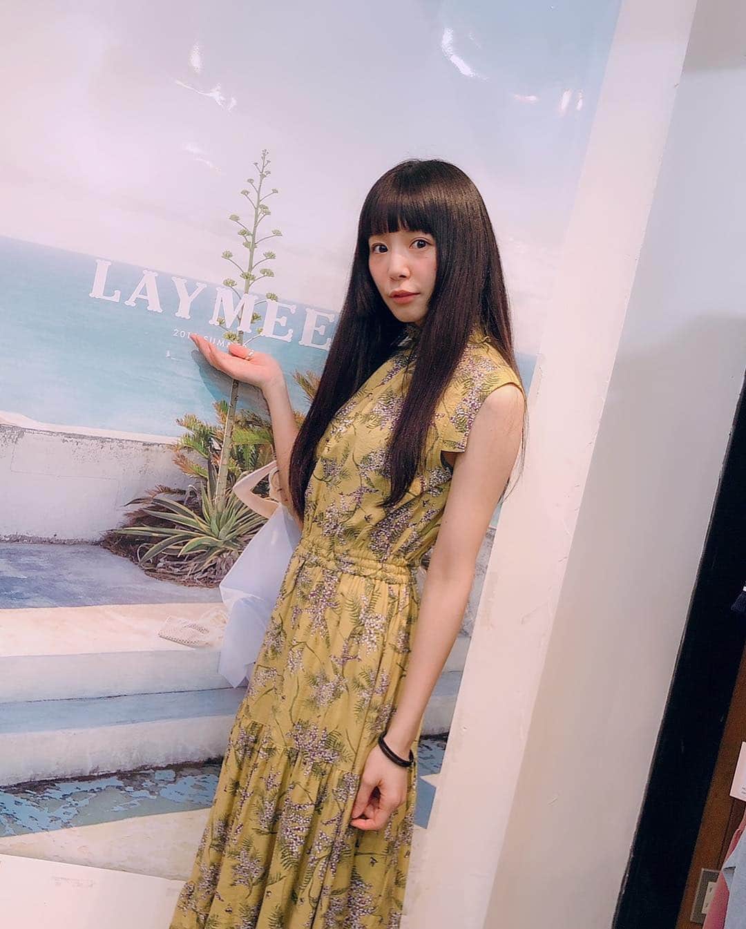 大場はるかさんのインスタグラム写真 - (大場はるかInstagram)「しずりんとglamb&LAYMEEの展示会に遊びに行ってきましたよー ポケモンとコラボするって決まった時から絶対行くと決めてた！！ ピカチュウのスニーカーは欲しいけどピカチュウが汚れるの辛いとめちゃくちゃ悩んで断念しました… LAYMEEは私を大人にしてくれるわね😊 楽しかったねー #glamb #laymee #ポケモン #ピカチュウ」2月7日 14時20分 - oobaharuka