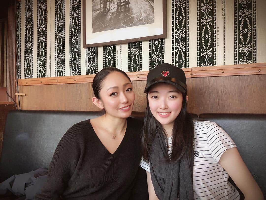 李子君のインスタグラム：「We Have a wonderful noon together💕💕💕」