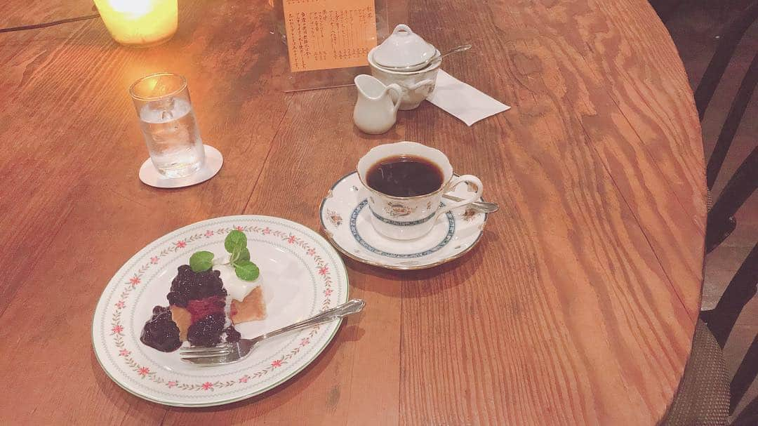 藤木由貴さんのインスタグラム写真 - (藤木由貴Instagram)「#cafe #coffee #design #style #落ち着く空間 #癒し #インテリア」2月7日 16時55分 - yuki.grm