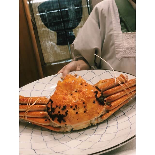 玉城ティナさんのインスタグラム写真 - (玉城ティナInstagram)「🦀マツバガニ🦀」2月7日 17時54分 - tinapouty