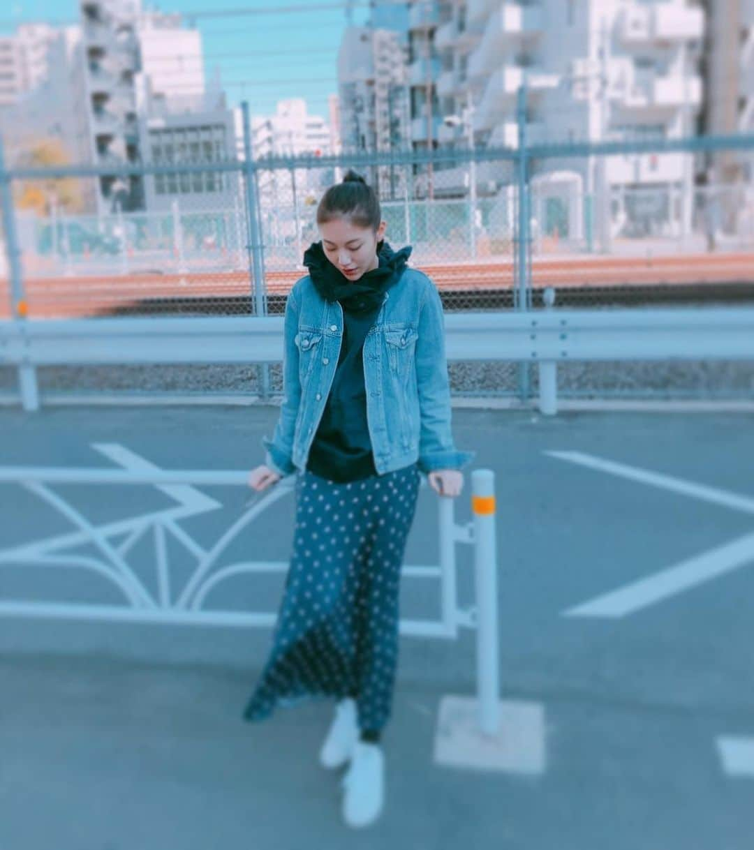 水沢エレナさんのインスタグラム写真 - (水沢エレナInstagram)「. おさんぽ日和🌼  #coel  #acnestudios」2月7日 20時48分 - erena_mizusawa_official