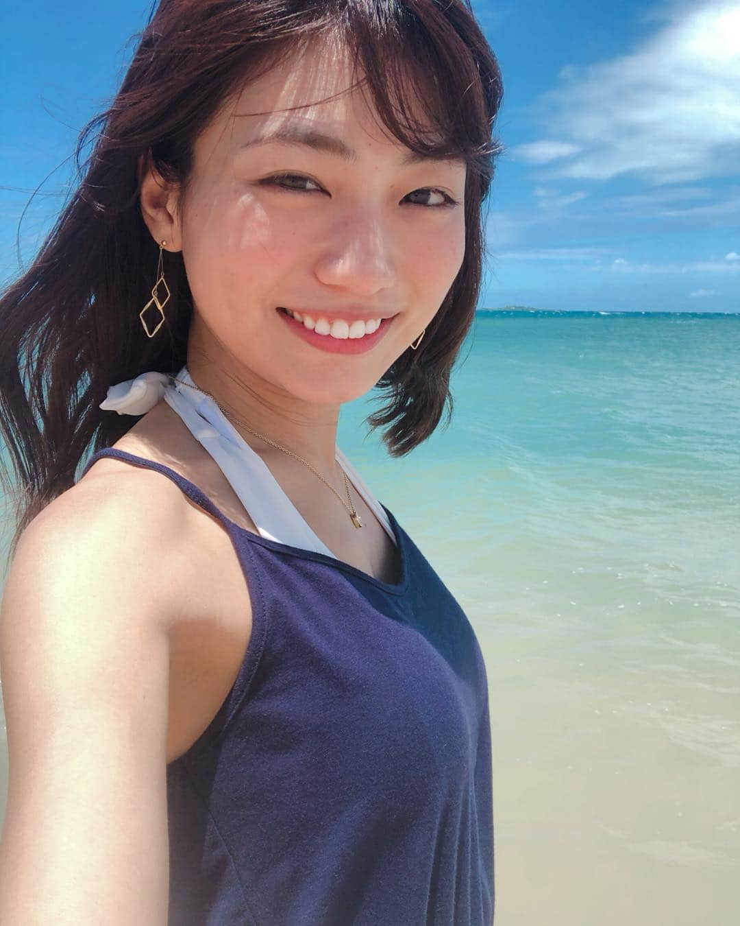 村上奈菜さんのインスタグラム写真 - (村上奈菜Instagram)「海も天気も最高😚💞 #ニューカレドニア  #nouvellecaledonie #sea」2月7日 21時13分 - murakami__nana