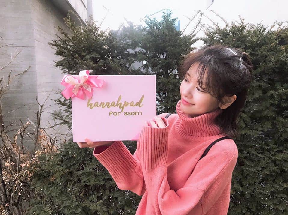 のインスタグラム：「이번에 8가지 제품이 #신규패턴 #논슬립업그레이드 되었다며 선물보내주신 친절한 #한나패드 🎀 감사해요🙏🏻 @hannahpad_korea  #면생리대 #한나패드면생리대」