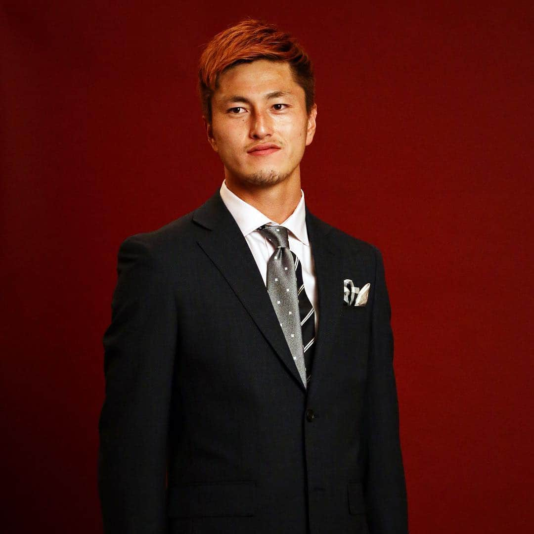 鹿島アントラーズさんのインスタグラム写真 - (鹿島アントラーズInstagram)「みんなで、新スーツ Part3!  All in new suits Part3!  #鹿島アントラーズ #kashimaantlers #jリーグ #jleague #newyorker #suits #内田篤人 #atsutouchida #土居聖真 #shomadoi #山本脩斗 #shutoyamamoto #中田浩二 #kojinakata #安部裕葵 #hirokiabe #鈴木優磨 #yumasuzuki」2月8日 13時48分 - kashima.antlers