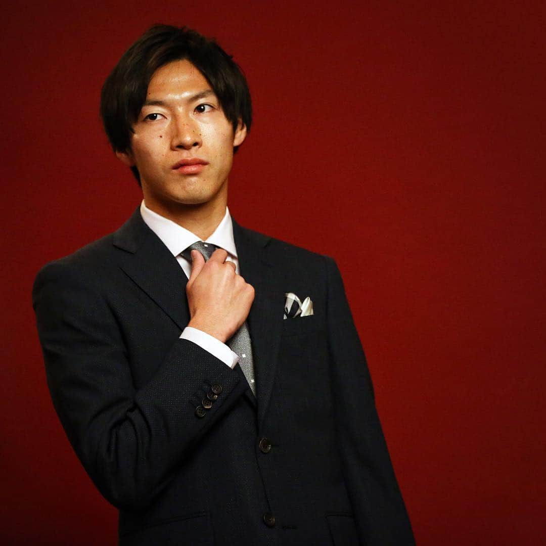 鹿島アントラーズさんのインスタグラム写真 - (鹿島アントラーズInstagram)「みんなで、新スーツ Part3!  All in new suits Part3!  #鹿島アントラーズ #kashimaantlers #jリーグ #jleague #newyorker #suits #内田篤人 #atsutouchida #土居聖真 #shomadoi #山本脩斗 #shutoyamamoto #中田浩二 #kojinakata #安部裕葵 #hirokiabe #鈴木優磨 #yumasuzuki」2月8日 13時48分 - kashima.antlers