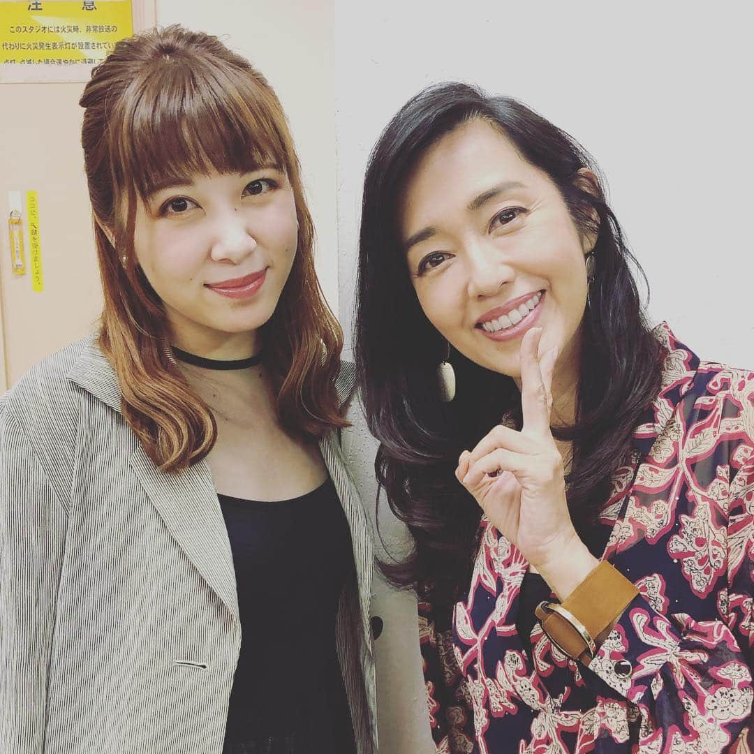 早見優さんのインスタグラム写真 - (早見優Instagram)「今夜オンエアです！ 服部杏奈さんと一緒💕 東京暇人 NTV 25:59- #ミュージカルアニー #服部杏奈 さん」2月8日 11時50分 - yuyuhayami