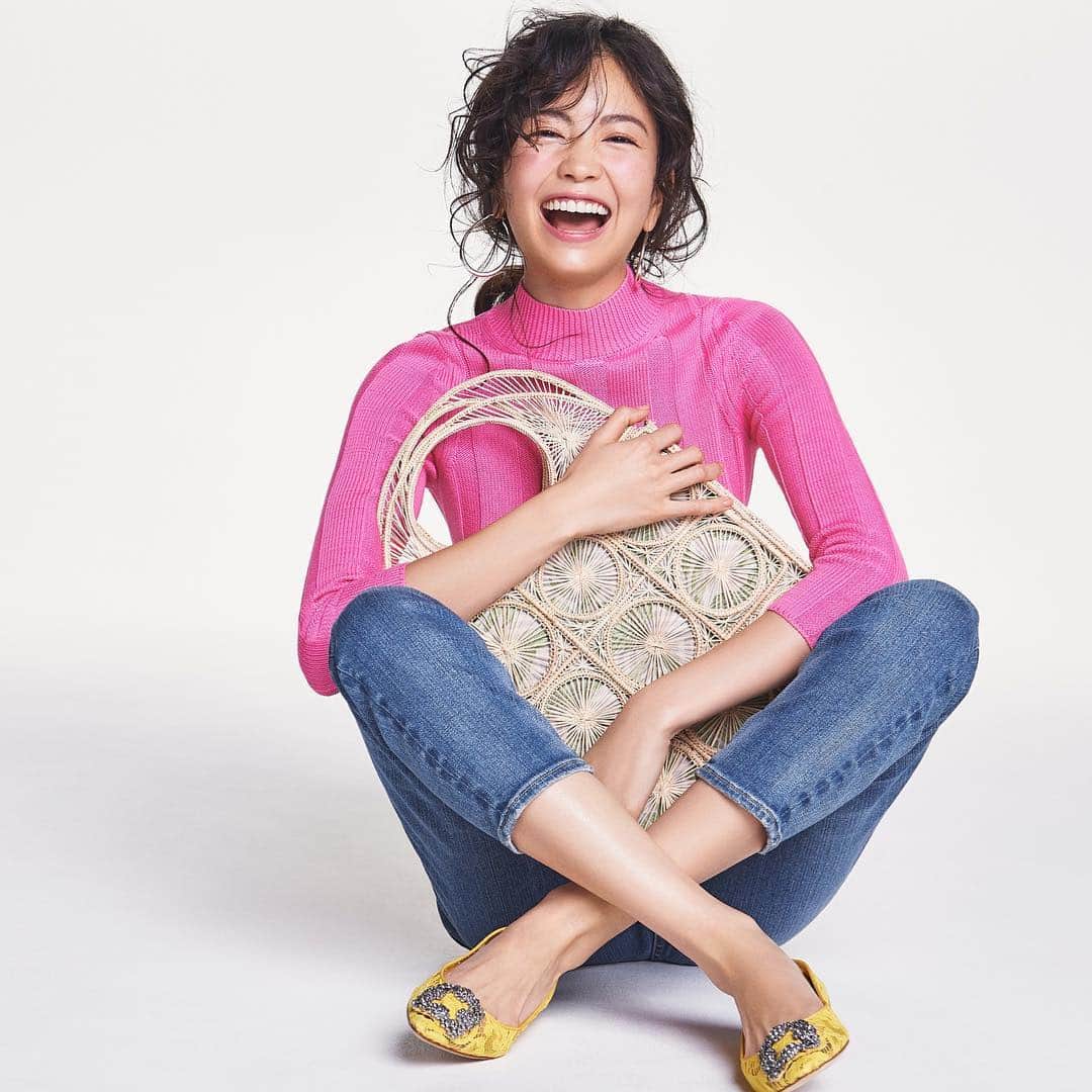 矢野未希子さんのインスタグラム写真 - (矢野未希子Instagram)「明るい色を 身に纏い 明るく笑えば  良いことがやってくる✨✨✨」2月8日 12時03分 - mikko1104
