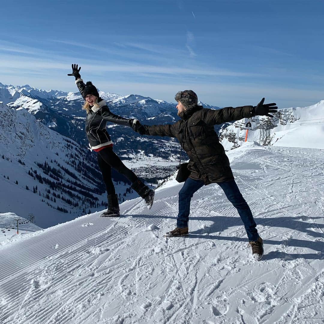 アンナ・ヤノフスカヤのインスタグラム：「🏔☀⛷ ~Alp live.. #bavaria #nature #winter #🇩🇪#alp」