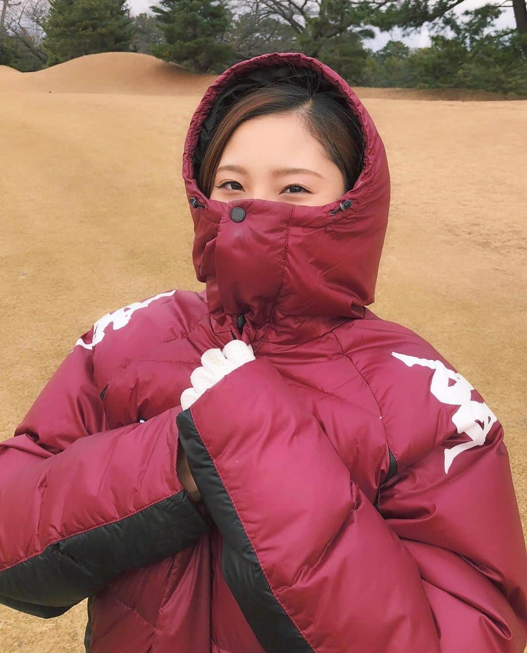 鶴岡果恋のインスタグラム：「The snowman⛄️☃️ kappaのベンチコート抜群に暖かい🤫 #kappa #snowman」