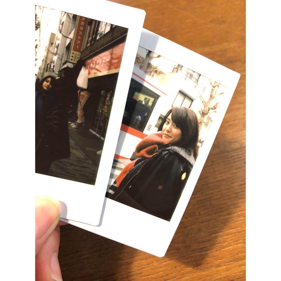 山崎紘菜さんのインスタグラム写真 - (山崎紘菜Instagram)「. 昨日、無事にひとつの作品が クランクアップを迎えました！ 作品も、関わる方々も 全てがとても温かい作品でした。 このぬくもりが、そのまま皆さんに届きますように。 心を温めますように。 本当にありがとうございました。 #近々おしらせできると思うので #楽しみに待っていてください #写真は可愛いあの子が撮ってくれた😳」2月8日 16時04分 - hirona_yamazaki