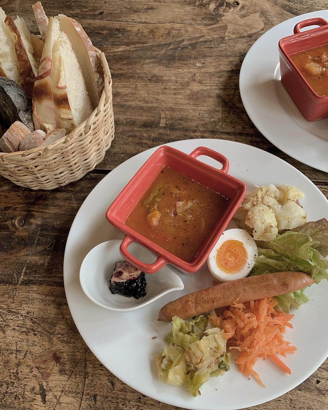 のインスタグラム：「ㅤㅤㅤㅤㅤㅤㅤㅤㅤㅤㅤㅤㅤ lunch... やっぱりパン🍞🍞」