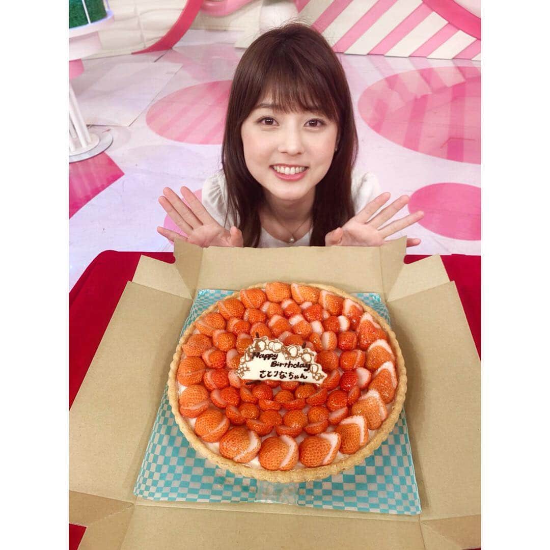 のインスタグラム：「﻿ 明日はサトリナちゃんの誕生日‼︎﻿ ということで、﻿ おはよんのオンエア後に﻿ みんなでお祝いしました🎂✨﻿ ﻿ しっかりしていて、たまに抜けてて笑、﻿ いつも笑顔が可愛いサトリナちゃん😍﻿ ほんと癒されます✨﻿ ﻿ 素敵な誕生日を迎えてねー👏💕﻿ ﻿ #Oha4 #佐藤梨那 #お誕生日 #おめでとう﻿#えみり氏は宮崎へ飛び出し」
