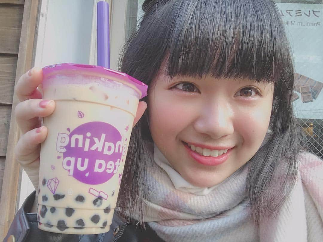 真下華穂さんのインスタグラム写真 - (真下華穂Instagram)「あっ、タピオカも飲みました🥤 時間の関係で3杯しか飲めなかった😢１日何杯飲めるか再チャレンジしようと思います！今度！ #タピオカ #タピ活 #タピオカ巡り #タピオカミルクティー #飲みすぎ #とは #言わせない #よ #💓」2月8日 20時49分 - k.a.h.o.kahochan