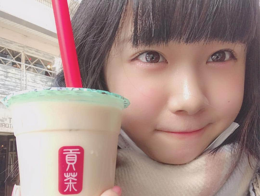 真下華穂さんのインスタグラム写真 - (真下華穂Instagram)「あっ、タピオカも飲みました🥤 時間の関係で3杯しか飲めなかった😢１日何杯飲めるか再チャレンジしようと思います！今度！ #タピオカ #タピ活 #タピオカ巡り #タピオカミルクティー #飲みすぎ #とは #言わせない #よ #💓」2月8日 20時49分 - k.a.h.o.kahochan