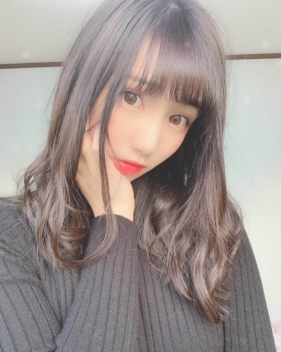 稗田智優さんのインスタグラム写真 - (稗田智優Instagram)「* ． nine teen🖤🖤🖤 ( 早く大人になりたいな ) ． ．」2月8日 21時08分 - _chiyuu_