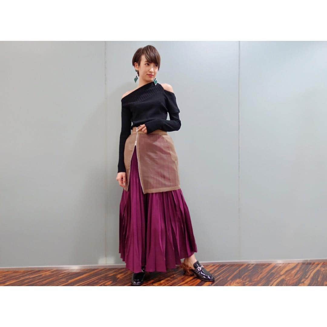 南明奈さんのインスタグラム写真 - (南明奈Instagram)「私服♪ ピアスと靴以外は @un3d_official ♪ UN3D.のお洋服大好き(´∪`*) #ootd #outfit #un3d」2月9日 22時12分 - akinaminami