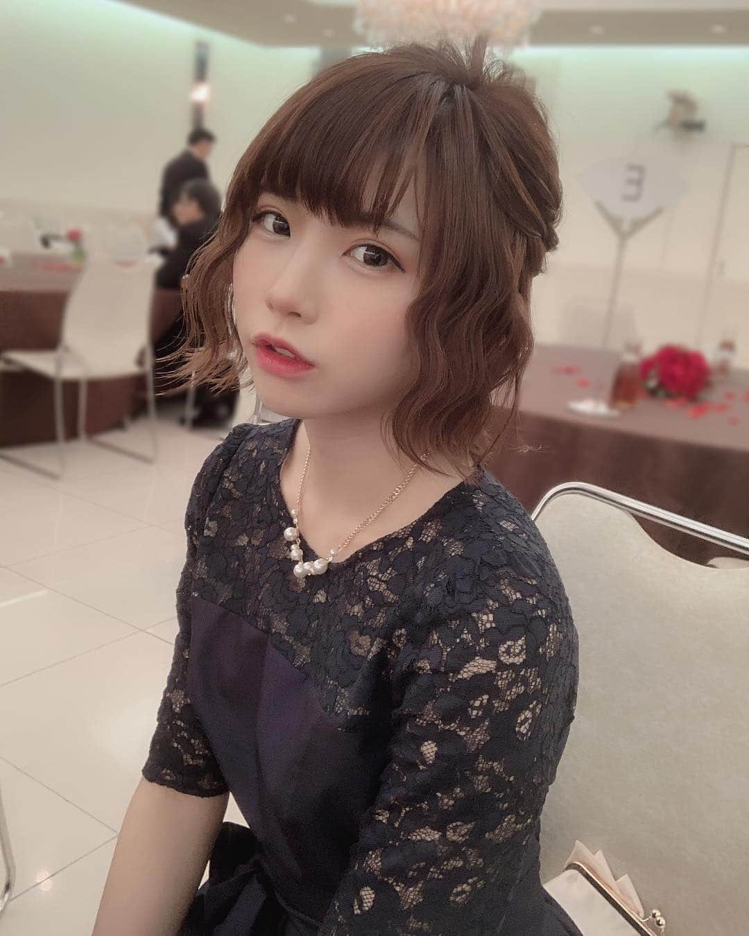 えなこさんのインスタグラム写真 - (えなこInstagram)「結婚式楽しかったなぁ…🌹✨」2月9日 22時47分 - enakorin