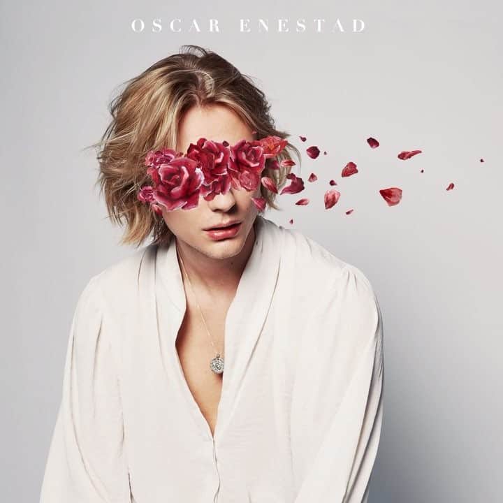 ザ・フー・コンスピラシーのインスタグラム：「HAPPY RELEASE DAY 🥀 @oscarenestad just released his new single ‘I Love It’, go listen and spread the word ❤️」