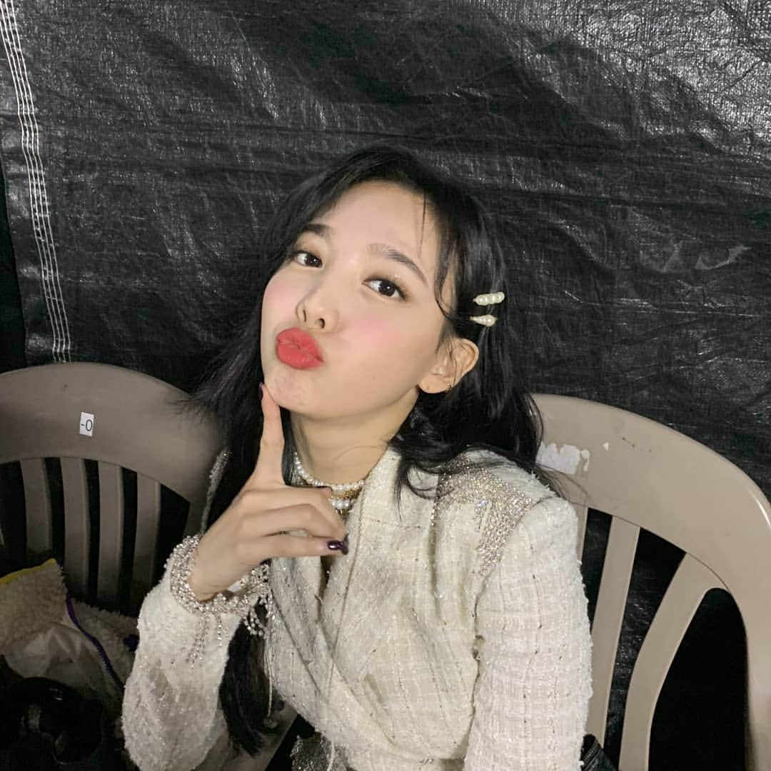 TWICEさんのインスタグラム写真 - (TWICEInstagram)「그러게 벌써 2월이래 ㅜ 원스 보고싶은뎅🥺」2月10日 21時53分 - twicetagram