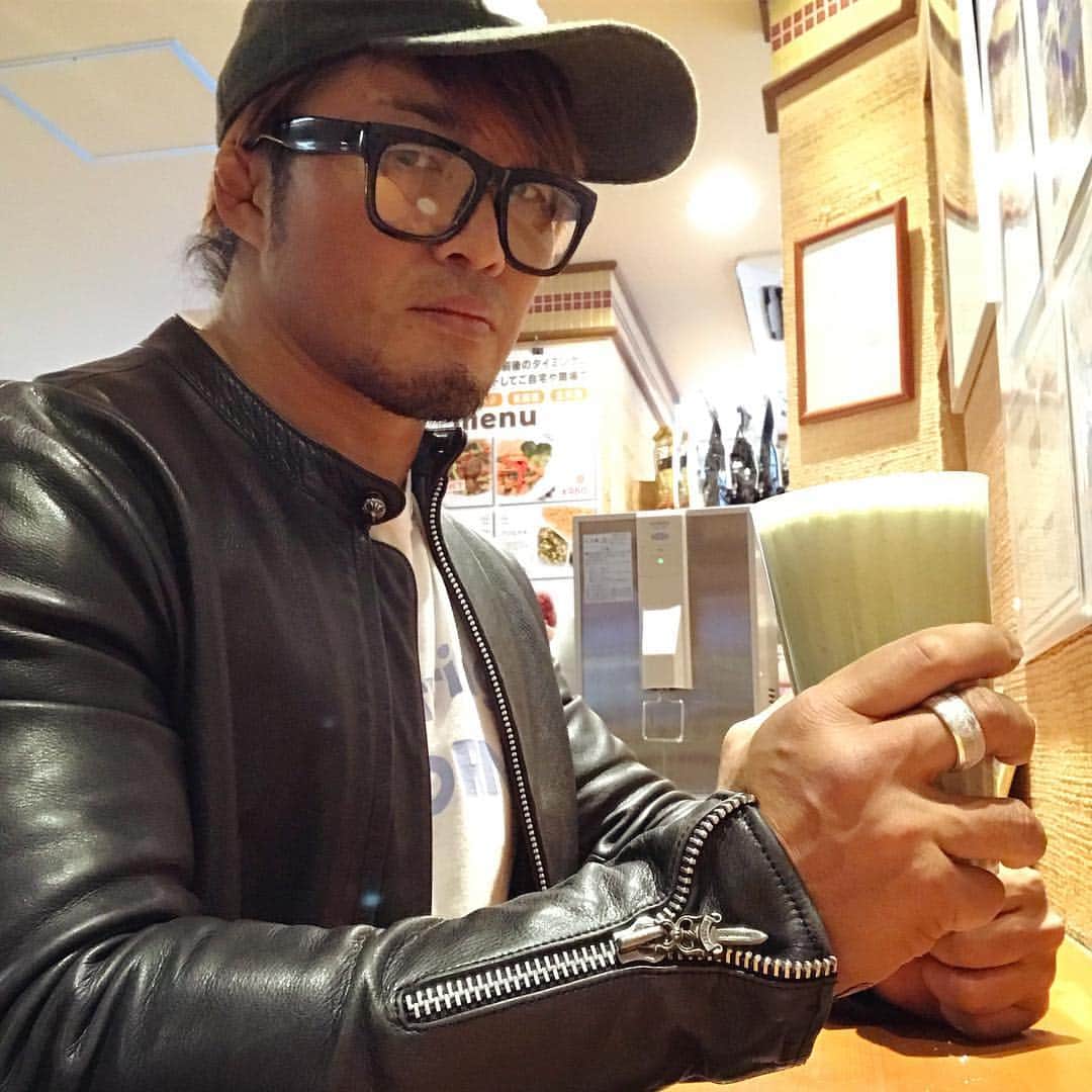 のインスタグラム：「#ゴールドジム 梅田大阪 #goldgym 「はい！はい！２コマでいきます！( #富永一朗 先生口調で) #お笑いマンガ道場」