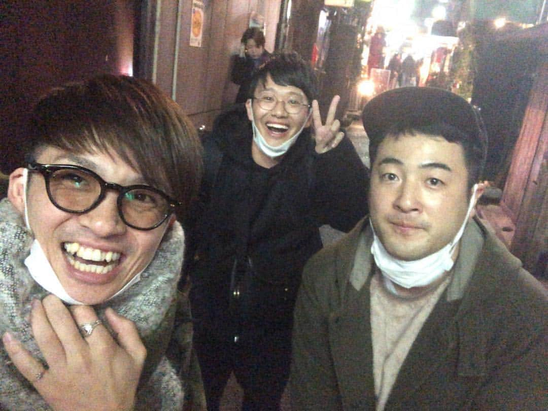 亜生さんのインスタグラム写真 - (亜生Instagram)「初のゴールデン街。大人。 #水田さん #ゆず兄」2月10日 19時57分 - aseihurricane