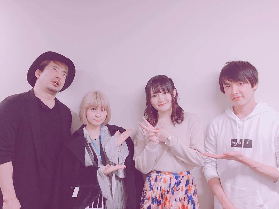 吉田有里のインスタグラム：「西さん HAPPY BIRTHDAY！ #あっちゃん生誕祭 にお邪魔させていただきました✨ シグマセブンで一緒に写真を… って、や、安元さんー！！！笑 とっても楽しいイベントでした、めっちゃ声出して笑っちゃった！！ 西さん、本当におめでとうございました…！！ エビ🦐カニ🦀エビ🦐カニ🦀エビ🦐カニ🦀！ #西明日香 さん #あっちゃん生誕祭 #安元洋貴 さん #田丸篤志 さん #シグマセブン」