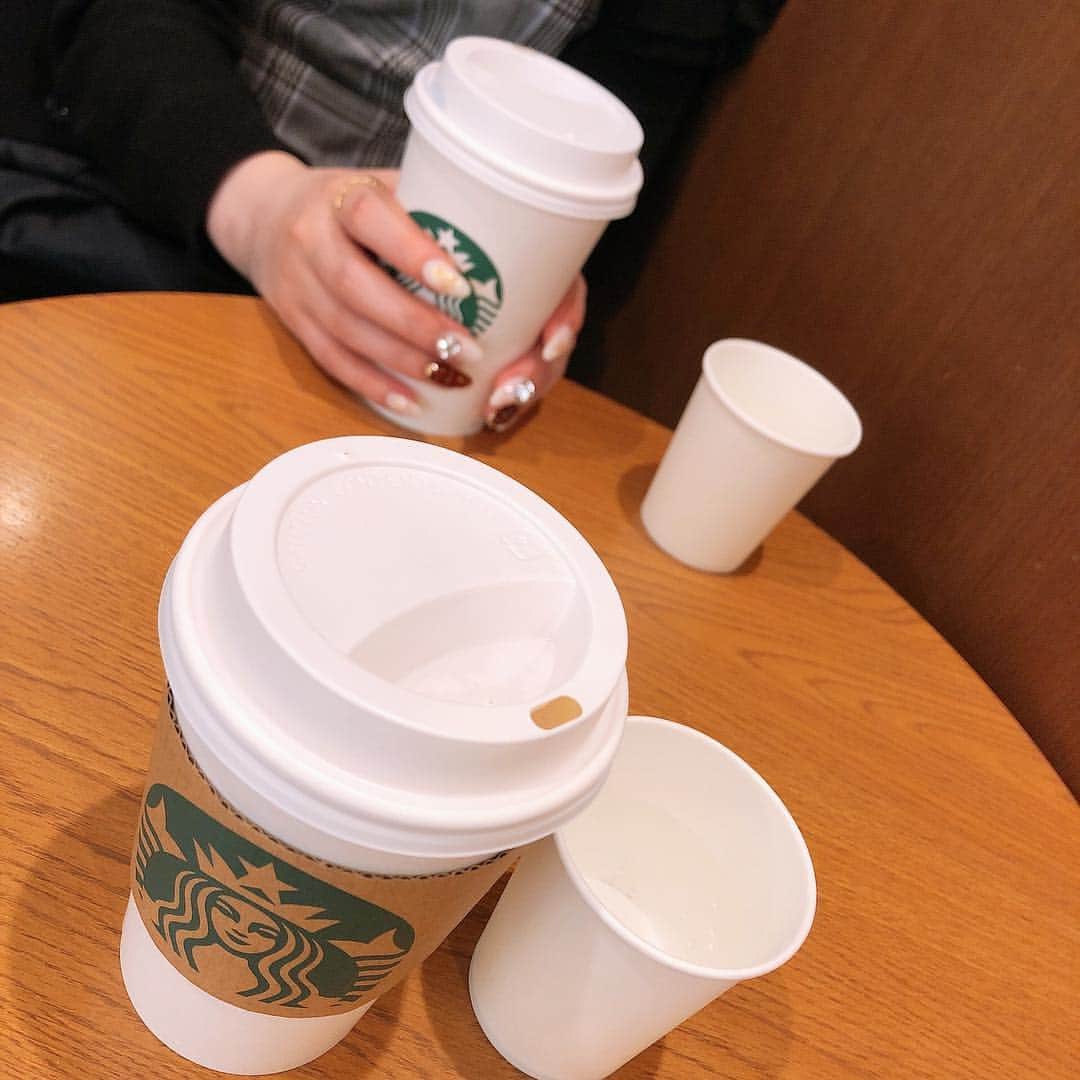 立石都美（みゃこ）さんのインスタグラム写真 - (立石都美（みゃこ）Instagram)「今日は可愛いカフェに行きました(о´∀`о)スタバのカードも使わせていただいてます(;o;)ありがとう♡」2月12日 0時59分 - myakkomyako