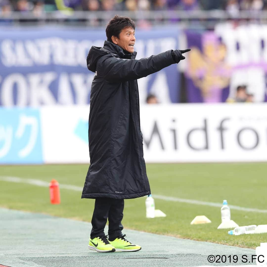 サンフレッチェ広島さんのインスタグラム写真 - (サンフレッチェ広島Instagram)「⚽Ｊリーグプレシーズンマッチ　ｉｎ　山口⚽ 【試合結果】レノファ山口ＦＣ　０－１　サンフレッチェ広島 【得点者】５５分　柴﨑晃誠（０－１）  たくさんのご声援、ありがとうございました🙇  #井林章選手 #松本大弥選手  #森島司選手 #東俊希選手 #城福浩監督 #パトリック選手 #柴崎晃誠選手 #sanfrecce #ICHIGAN」2月11日 18時23分 - sanfrecce.official