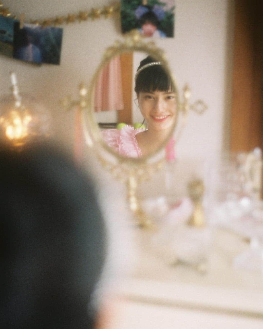 橋本愛さんのインスタグラム写真 - (橋本愛Instagram)「あなたの「可愛い」は1億人の「可愛い」より強い  #21世紀の女の子」2月11日 18時51分 - ai__hashimoto