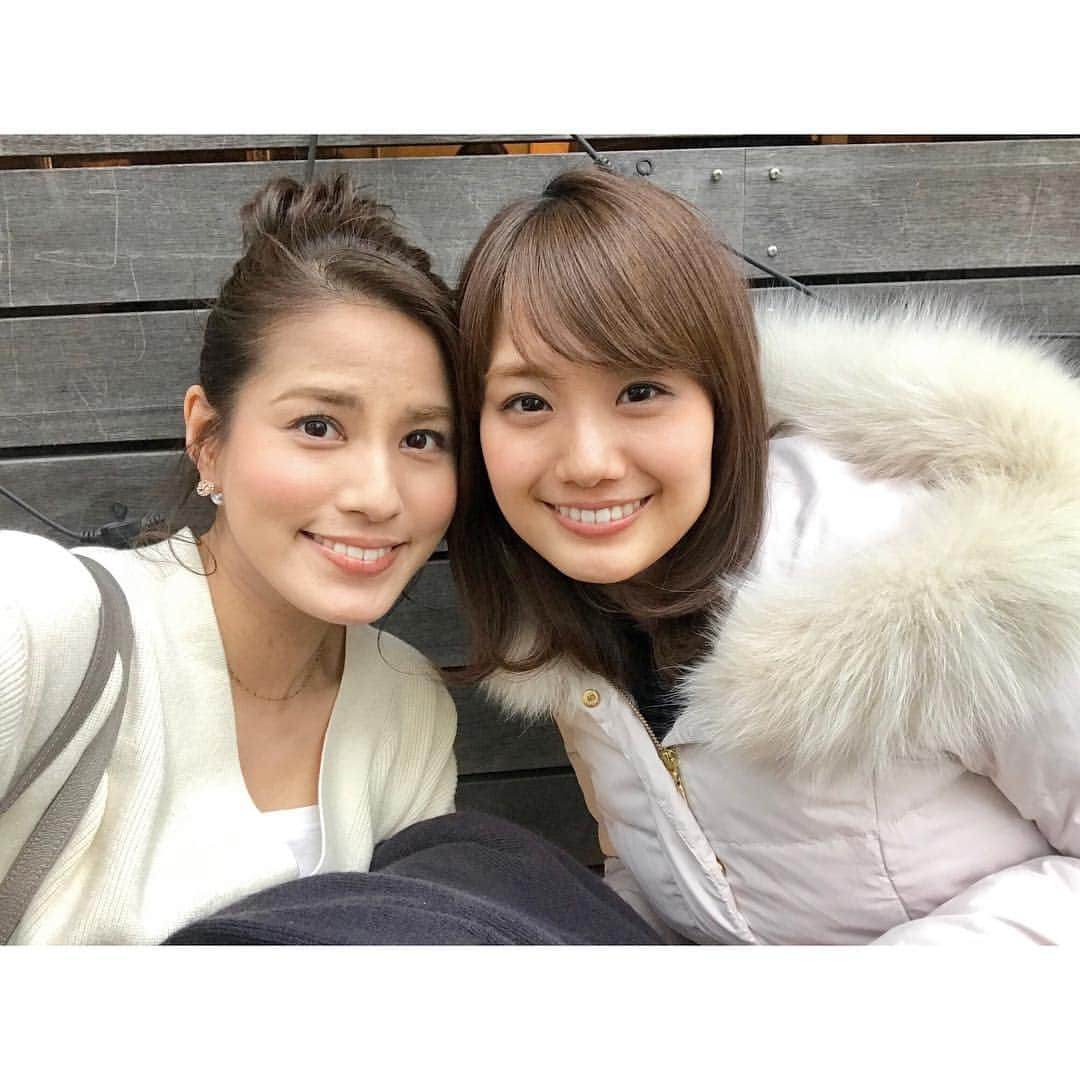 永島優美さんのインスタグラム写真 - (永島優美Instagram)「* 今日はお仕事終わりに清華ちゃんとランチに🍴 * 大好物のタイ料理を前にニヤニヤが止まらない清華ちゃん♡笑 アナウンス室ではよく話しますが2人でご飯に行けたのは今日が初めてでした♫ * 色々話して私も1年目の時のことを思い出しました。 懐かしいなぁ😌✨ * #井上清華 アナ #1年目  #タイ料理 #ランチ #めざましテレビ」2月11日 19時17分 - yuumi_nagashima