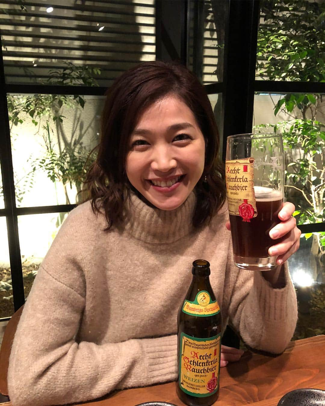 佐藤美樹さんのインスタグラム写真 - (佐藤美樹Instagram)「#明日 への#活力 #注入 #🍺 #妹 と#旅行の計画 を立てています#✈️ そして2枚目は#母からのline 私と妹にそっくりだよーー！って。え？似てますか？#😆 #佐藤家 #雛人形 出したそうです。#早くしまってね #姉妹 #仕事終わりの一杯 #フリーアナウンサー #リポーター #キャスター #佐藤美樹」2月11日 21時23分 - satomiki0224