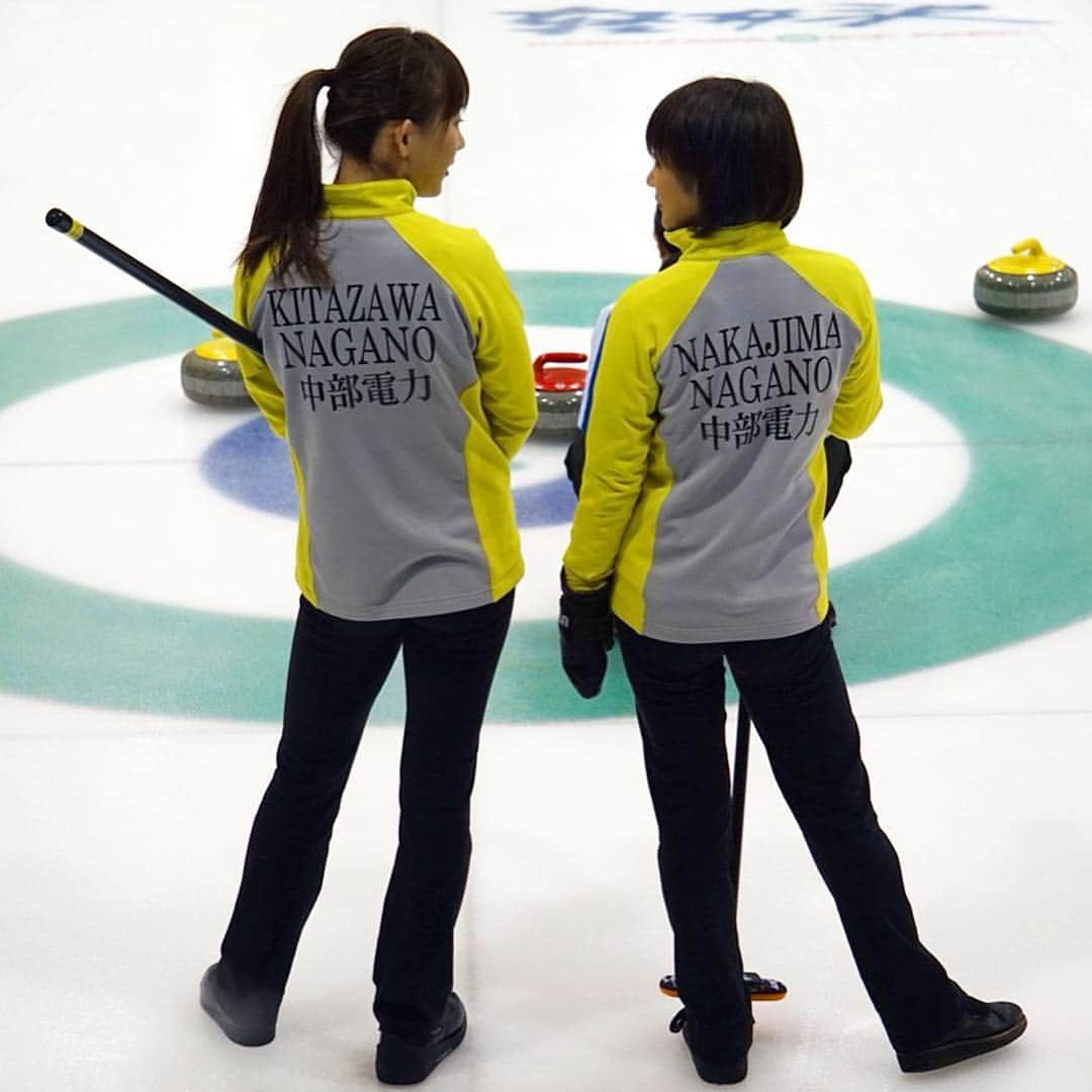 北澤育恵のインスタグラム：「あしたから😏 はじまるよ😏 テレビ放送ライブ配信あります🔥 是非みてください！！ おうえんよろしくおねがいします https://www1.nhk.or.jp/sports/curling/schedule/ #日本選手権 #中部電力カーリング部 #japanchanpionship  #curling #start #instagram #nhk」