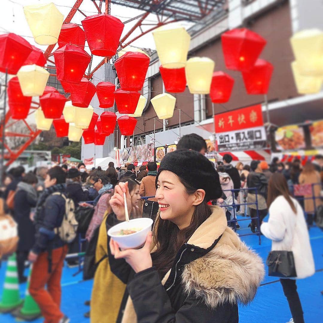 米山珠央さんのインスタグラム写真 - (米山珠央Instagram)「. #台湾祭 に行ってきました! #牛肉麺 こぼれそう〜🍜🤭 . #台湾 #グルメ #東京タワー #フェス #ランタン #🇹🇼 #現地で食べたい #旅人 #募集 ✌︎#taiwan #festival #tokyotower #food #instalike #instagood」2月11日 23時12分 - tamao_17no1