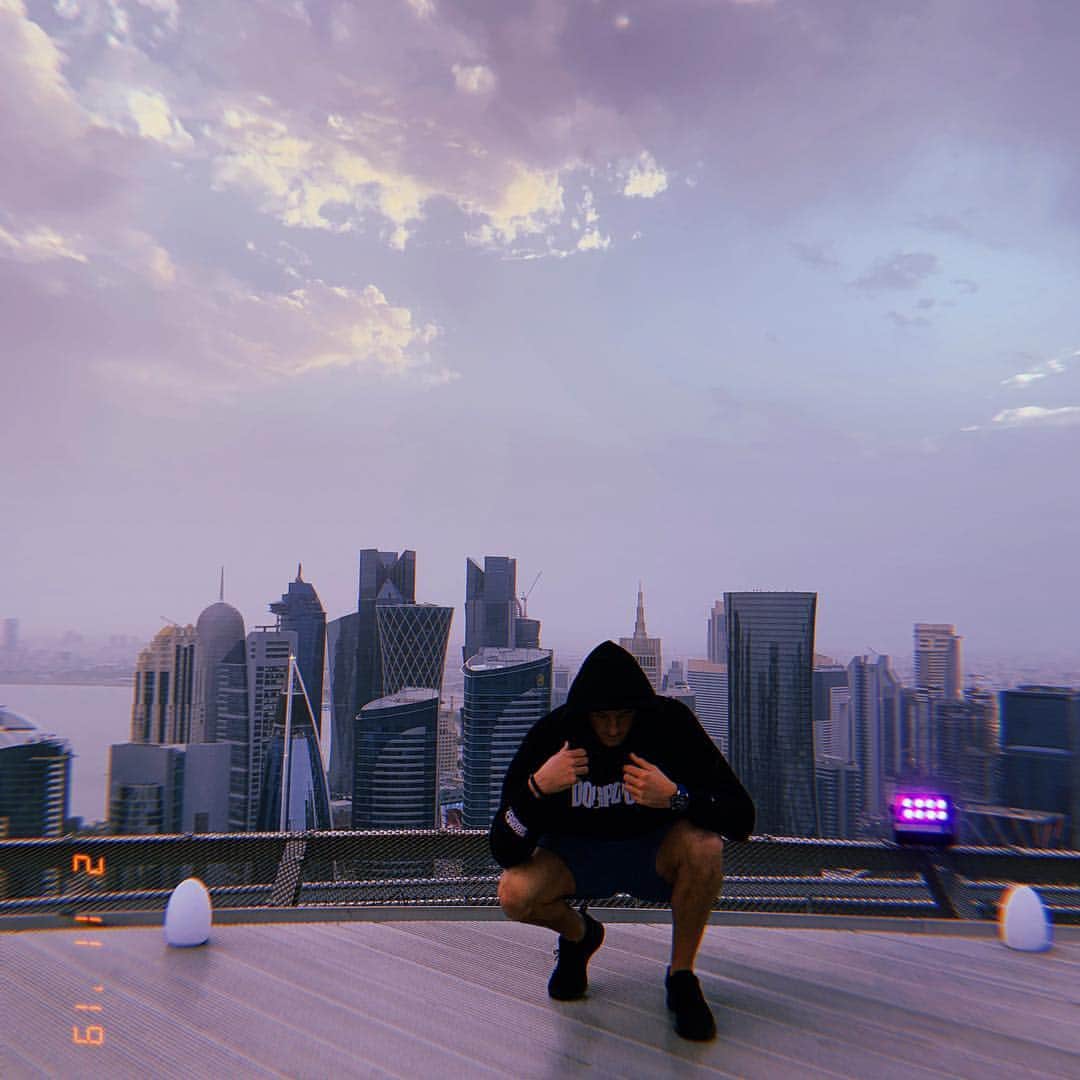 コナー・ドワイヤーのインスタグラム：「Qatar 🇶🇦」