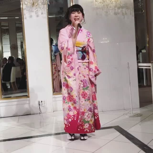 藍のインスタグラム：「妹さんがお姉さんに歌のプレゼント。 「Dear sister」をお姉さんの結婚式で歌ってくれました😊 動画送ってくれたよ。  彼女はご当地アイドルWT☆Egretのなーりんちゃん。 ねえちゃんに歌いたい！相談いただきました。 嬉しいな✨ おめでとうございます🎉 お姉ちゃん幸せになってね！！ ⁦‪@wte_sato‬⁩ #WT_Egret #なーりん #結婚式 #happywedding #Dearsister #藍」