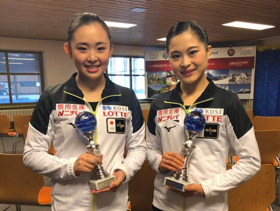 青木祐奈さんのインスタグラム写真 - (青木祐奈Instagram)「＿ * BavarianOpen2019🇩🇪 * シーズン最後の試合でシニアでだけどPBだせてよかったです😊(思ったより点数でてびっくりしたけど😅) 今回さとこちゃんと一緒の試合に行かせてもらって学ぶところがいっぱいあって、すごく勉強になりました。💭 * さっとん世界選手権頑張ってね！ こうしろうは世界ジュニアがんば！ * 来シーズン、さらに良い姿を見せられるように頑張っていきたいと思います！ 今シーズンもたくさんの応援ありがとうございました！ * (写真は許可もらってます🙏🏻) #bavarianopen2019  #germany」2月12日 20時09分 - yuna_skate