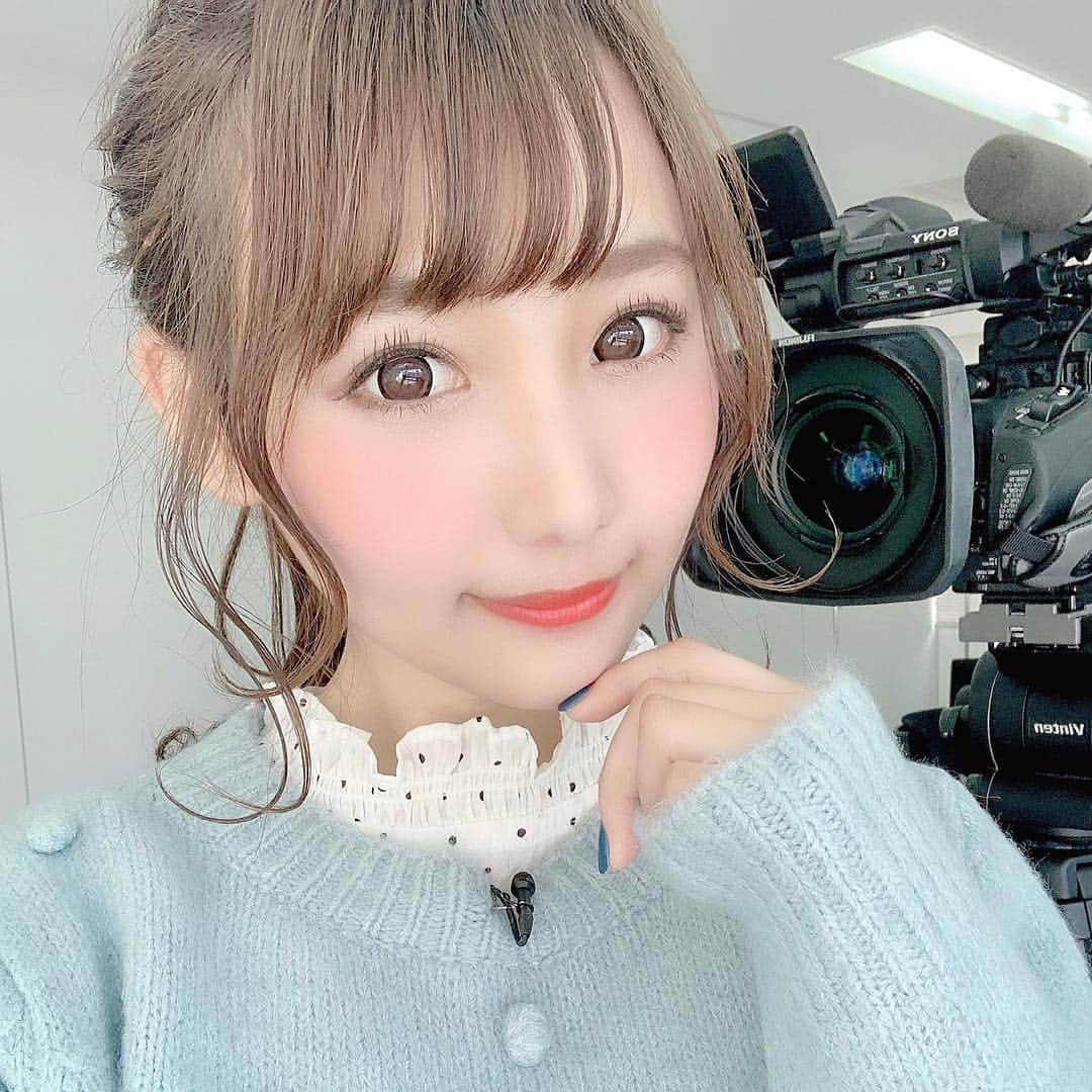 加藤里奈さんのインスタグラム写真 - (加藤里奈Instagram)「. 今週のしりたい嬢🍓 2/12 (火) 2:00- 2/14 (木) 11:40- . 6ch メーテレで放送予定です💕 . 是非みてね💕 . #ootd #fashion #instafood #instagram #instalike  #hairstyle #outfit #code #coordinate #style #stylepoint #instafashion #instagood #instalike #ファッション #おしゃれさんと繋がりたい #撮影 #ヘアアレンジ #ヘアスタイル #アレンジスタイル #ヘア #かとこ #コーディネート #コーデ #かとこーで #今日の服 #しりたい嬢」2月12日 15時22分 - katoco0326