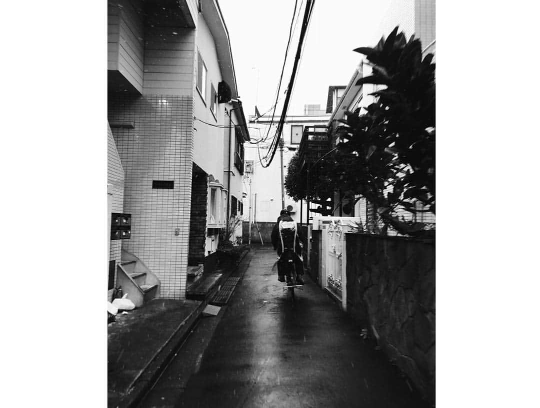 エイサ・バターフィールドさんのインスタグラム写真 - (エイサ・バターフィールドInstagram)「Some Japan pics.」2月12日 16時01分 - asabopp