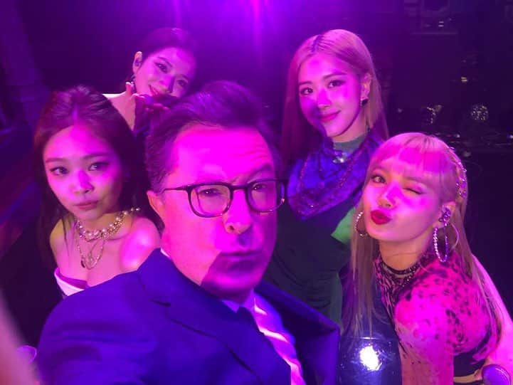 リサさんのインスタグラム写真 - (リサInstagram)「We really enjoyed the show tonight! @colbertlateshow How was it everyone? Thank you NY for the warm welcome and thank you so much BLINKS for coming out to support us despite the cold weather!!」2月12日 17時21分 - lalalalisa_m