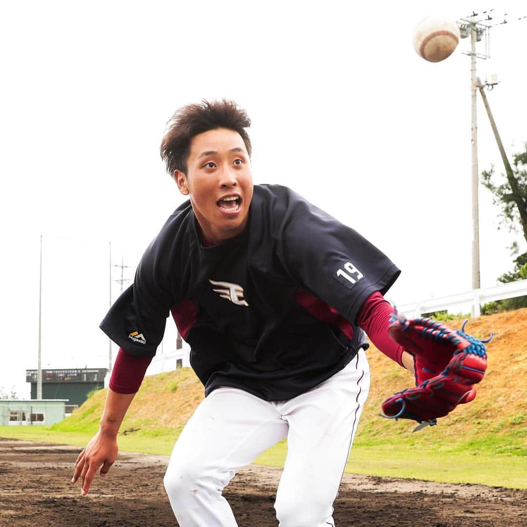 東北楽天ゴールデンイーグルスさんのインスタグラム写真 - (東北楽天ゴールデンイーグルスInstagram)「⚾️ 今日も一生懸命な投手陣を 凄く近くでご覧ください👀 #rakuteneagles #RESTART #日本一の東北へ #岸孝之 #福井優也 #福山博之 #弓削隼人  #松井裕樹 #古川侑利  #近藤弘樹  #渡邊佑樹 #西口直人  #藤平尚真」2月12日 18時35分 - rakuten_eagles