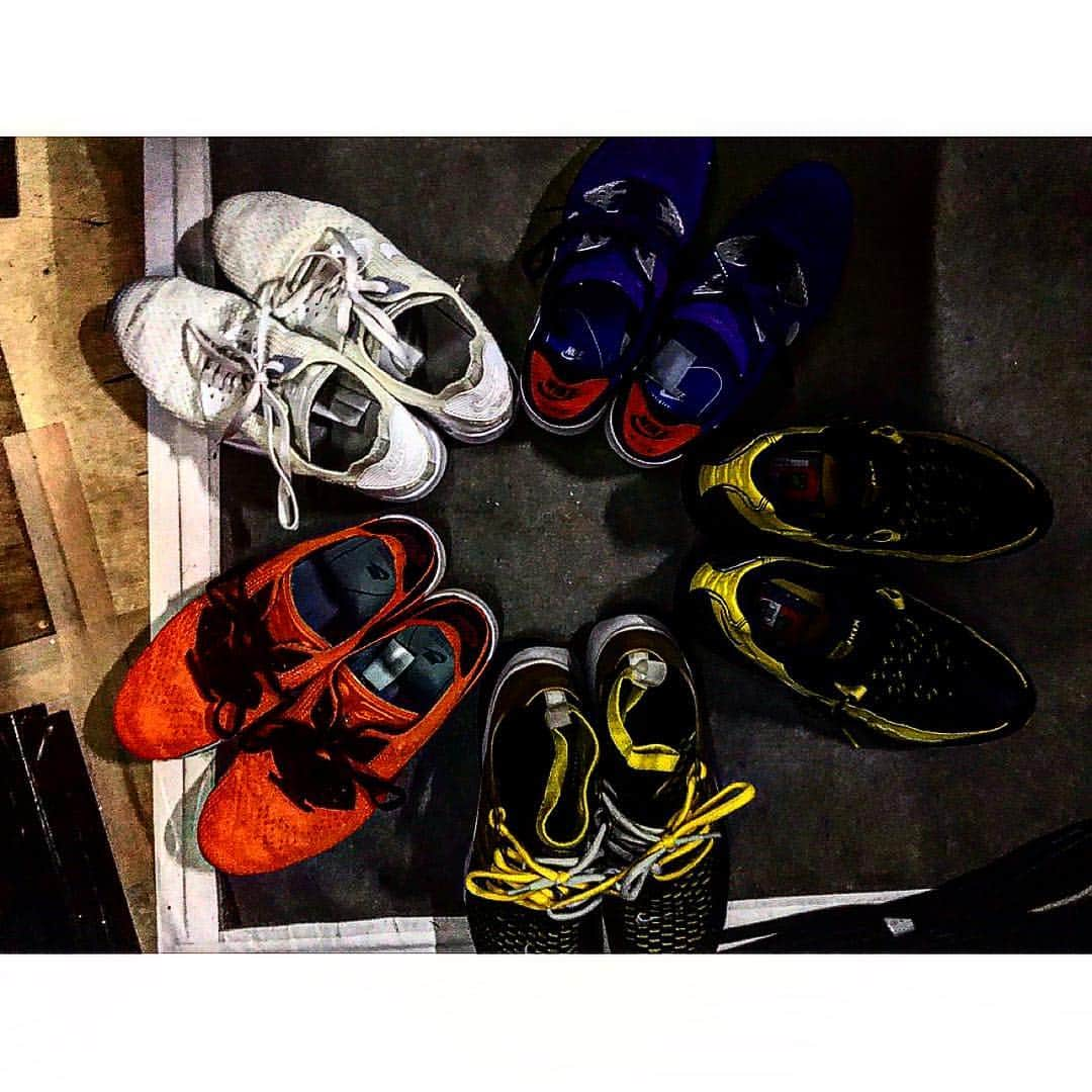 岩田剛典さんのインスタグラム写真 - (岩田剛典Instagram)「my kicks👟🔥 #EXILE #starofwish  #backstage」2月12日 19時01分 - takanori_iwata_official