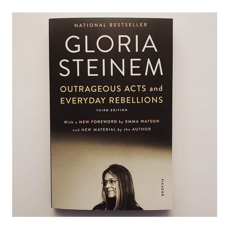 エマ・ワトソンさんのインスタグラム写真 - (エマ・ワトソンInstagram)「🥰💪🏻🌹 #Repost @gloriasteinem “3rd edition out today with a new foreword by my dear @emmawatson. I had a lot of fun updating it, hope you’ll feel the same reading it!” ⠀⠀⠀⠀⠀⠀⠀⠀⠀ 📚❤️ “Why do I love Gloria’s writing so much? She makes what otherwise can be arduous and depressing reading, into something not only relatable but enjoyable...She believes in personal testimony - the sharing and passing on of women’s stories...She uncovers things that are obscured by today’s conditioning and normalizing which when exposed, are absolutely fascinating...Her plain common sense - calling things out as they are - will make you laugh out loud... ⠀⠀⠀⠀⠀⠀⠀⠀⠀ Sometimes the world she envisions seems so far out and impossible to me or just wildly optimistic. But I have come to believe it is through radical feminism and the radical nature of Gloria’s message, that the job of equality will get done. I used to think the citadel didn’t have to topple. Now I believe it just might and should, and that we need to let old ways of being die for something new to be born. This book contains ideas for that new road, even though some were written almost forty years ago. ⠀⠀⠀⠀⠀⠀⠀⠀⠀ People have asked me what the feminist movement needs to succeed. A new word? More men involved? I would rephrase the question. What obstacles need to be removed for us to succeed? In order to win our full humanity, in life, we have to confront the biggest superpower in the world: the patriarchy... ⠀⠀⠀⠀⠀⠀⠀⠀⠀ I never liked the idea of being a rebel. I played Hermione Granger, for goodness sake, who once famously compared the notion of being expelled to death! I remember thinking my first detention was the end of the world. But of all the things to fight for, I’d say freedom and respect are pretty good ones! And if I can do it with, and in the wake of, women like Gloria, all the better. And actually, as Hermione and I learned, being disruptive was quite fun after all. ⠀⠀⠀⠀⠀⠀⠀⠀⠀ So, have your mind blown, laugh out loud, think in new ways, get angry, feel the feminist affinity...This was the first collection of feminist writing Gloria ever published...I hope they become as precious to you.” 🧡📖」2月13日 8時49分 - emmawatson