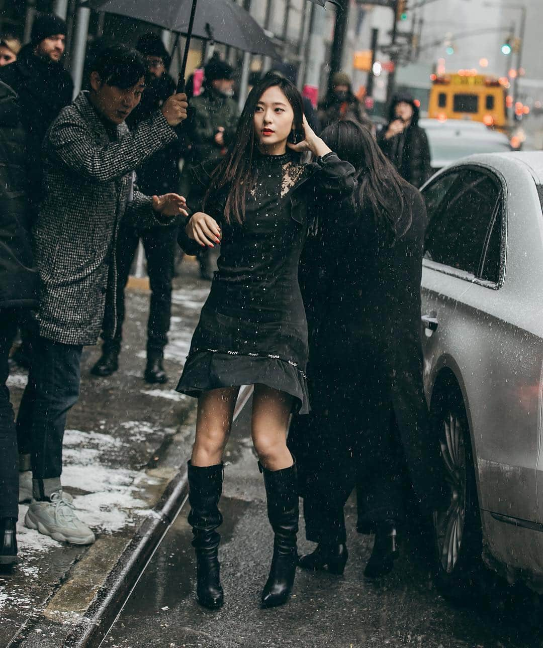 ジェシカさんのインスタグラム写真 - (ジェシカInstagram)「#KRYSTALXCOACH New york fashion week 🖤 ©️jaylim1」2月13日 10時15分 - jungsisonly