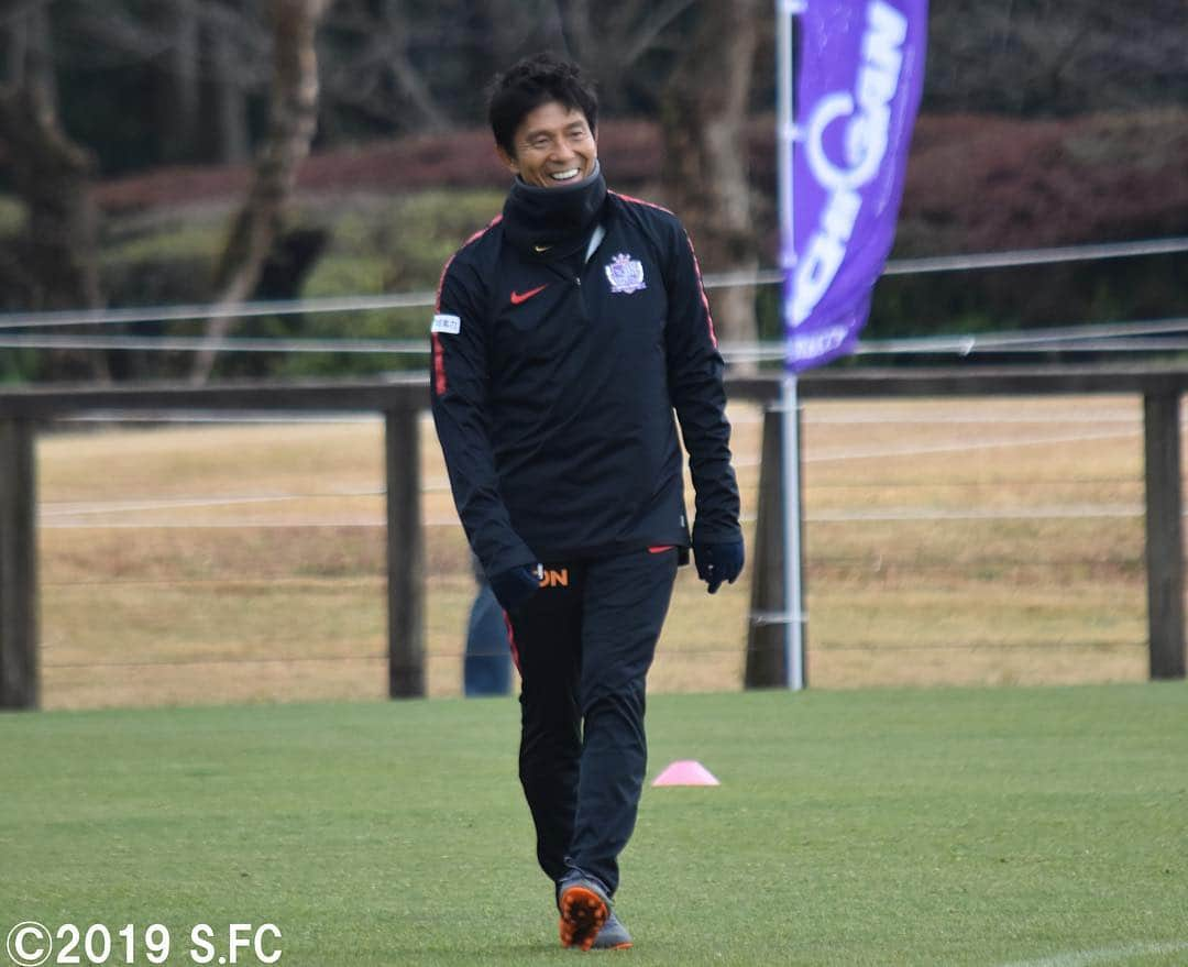 サンフレッチェ広島さんのインスタグラム写真 - (サンフレッチェ広島Instagram)「鹿児島キャンプ最終日⚽ 「やるべきことをやってきた自負がある」と城福監督は手応えを口にしてキャンプを打ち上げました❗️ #sanfrecce #城福浩監督」2月13日 13時17分 - sanfrecce.official