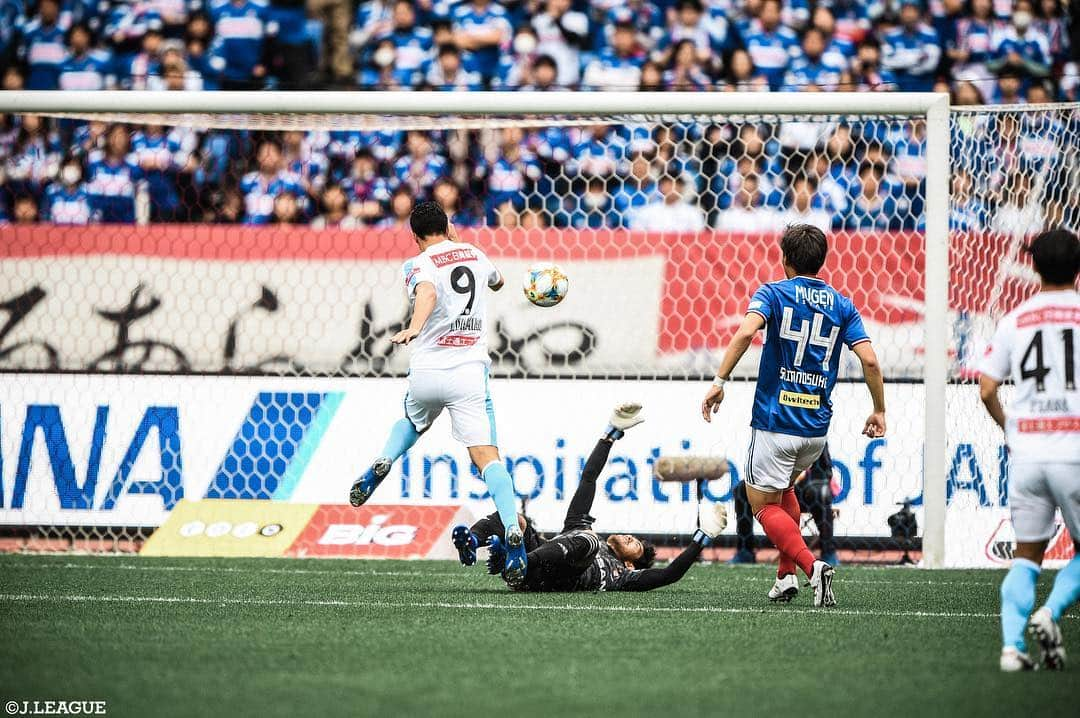 Ｊリーグさんのインスタグラム写真 - (ＪリーグInstagram)「週末がさらに楽しみになる👀✨﻿ Best Shot J.LEAGUE⚽️📸﻿﻿﻿﻿﻿﻿﻿﻿ ﻿﻿﻿﻿﻿﻿﻿﻿ 🏆#明治安田生命Ｊ１リーグ 第３節 ﻿﻿ ﻿﻿﻿﻿﻿﻿ ベストショットをまとめてお届け❗️﻿ ﻿﻿﻿﻿﻿﻿﻿ #Ｊリーグ ﻿﻿﻿﻿﻿﻿﻿ ﻿﻿#jleague﻿﻿﻿﻿﻿﻿﻿﻿ ﻿﻿﻿﻿﻿﻿﻿ ﻿﻿﻿ #FC東京﻿﻿ #久保建英﻿﻿ #鹿島アントラーズ﻿﻿ #ヴィッセル神戸﻿﻿ #ルーカスポドルスキ﻿﻿ #lukaspodolski  #poldi﻿ #大分トリニータ﻿﻿ #藤本憲明﻿﻿ #浦和レッズ﻿﻿ #興梠慎三﻿﻿ #松本山雅FC﻿﻿ #北海道コンサドーレ札幌﻿﻿ #ペドロウィッチ #監督﻿﻿ #川崎フロンターレ﻿﻿ #レアンドロダミアン﻿﻿ #bestshot #best﻿﻿ #ベストショット ﻿﻿﻿﻿ #instagood #soccerphoto ﻿﻿ #サッカー#soccer ﻿﻿﻿﻿﻿ #soccer⚽️ #football #⚽️ ﻿」3月14日 17時15分 - jleaguejp