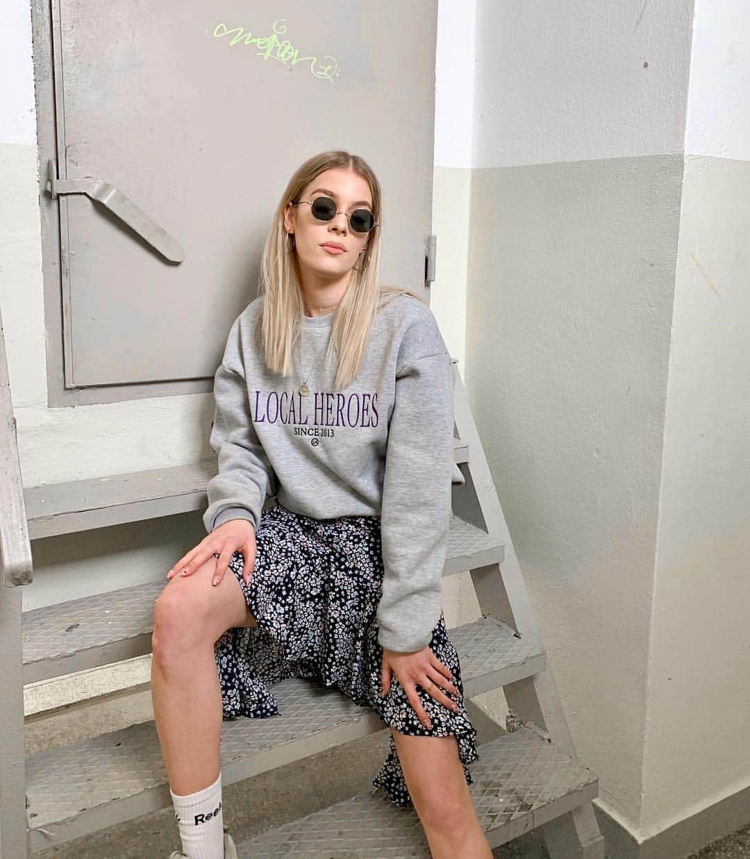 LOCAL HEROESさんのインスタグラム写真 - (LOCAL HEROESInstagram)「Can you feel the warmth? 😈 / @susi_clay in our 2013 sweatshirt」3月14日 18時12分 - localheroes