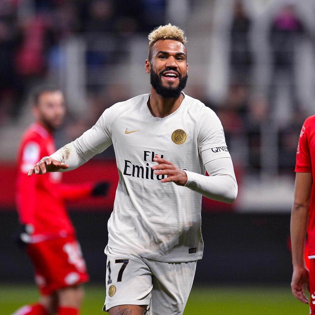 パリ・サンジェルマンFCさんのインスタグラム写真 - (パリ・サンジェルマンFCInstagram)「📷✊ . 🦁@mr.choupo . #AllezParis #ICICESTPARIS #CaDonne #PSG #Paris #ParisSaintGermain #Football #ChoupoMotingxPSG」3月14日 18時26分 - psg