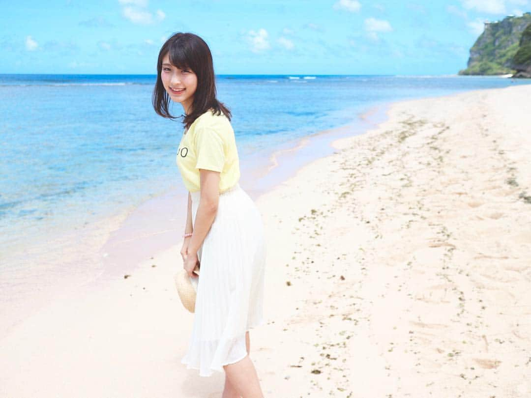 白木愛奈のインスタグラム：「やっぱり夏が一番好きだ‪︎‬‪︎☺︎ 🏝  #Guam #グアム #ガンビーチ #白木愛奈」