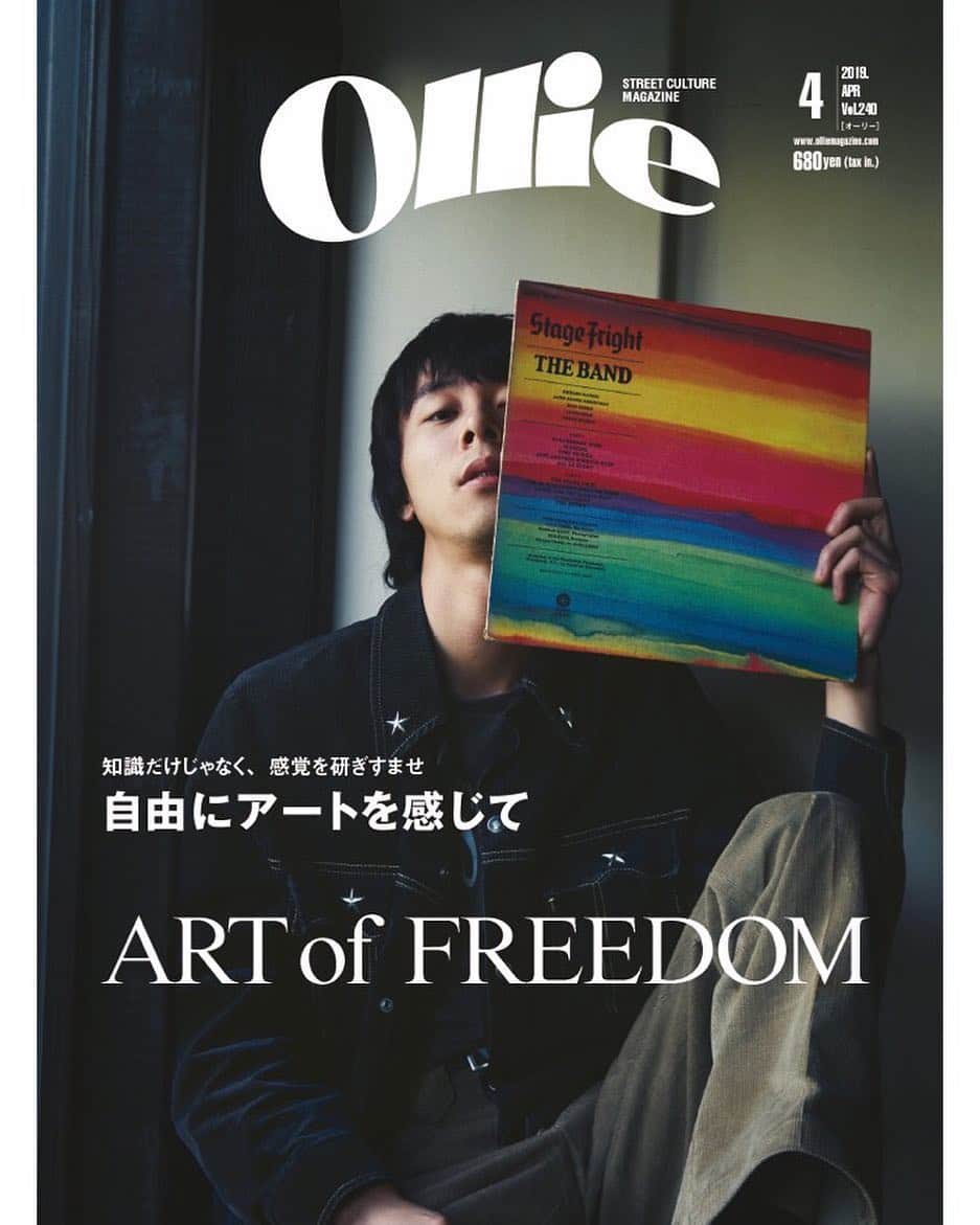 Suchmosさんのインスタグラム写真 - (SuchmosInstagram)「▼「Ollie」 2019年4月号  YONCEが表紙に登場！ “ART of FREEDOM” お気に入りのレコードと一緒に撮影していただきました。  本日発売です！  #ollie #olliemagazine #magazine #records #art  #Suchmos」3月14日 11時00分 - scm_japan